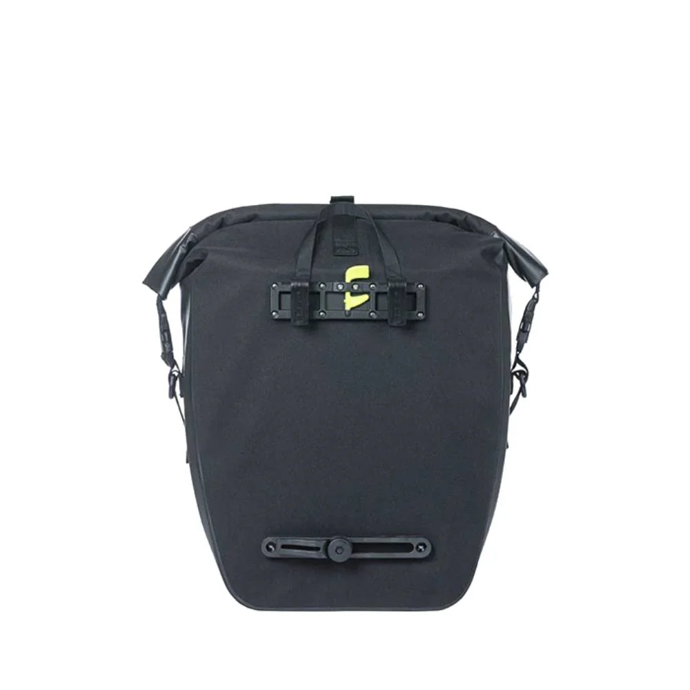 Basil Navigator Pannier Bag Single 32L Black - Image 3