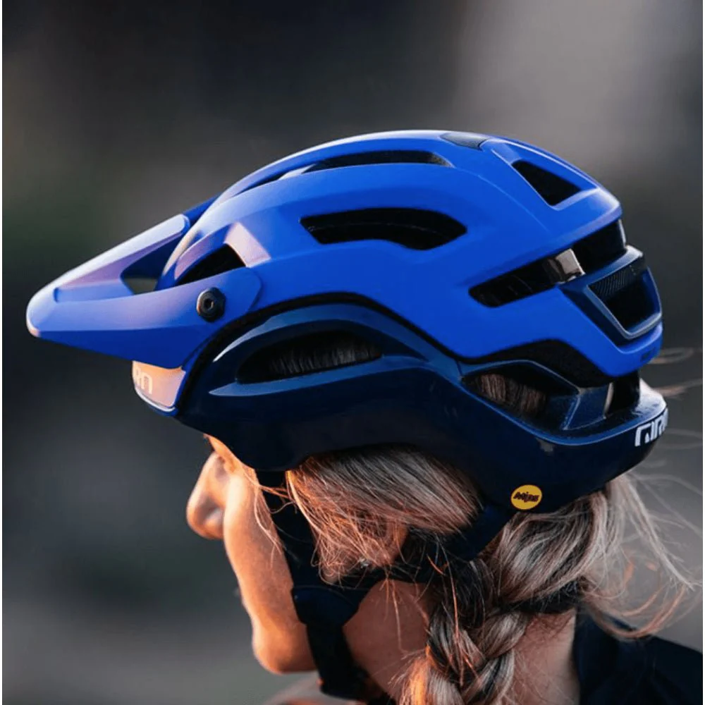 Giro Manifest Spherical MIPS Helmet - Image 6