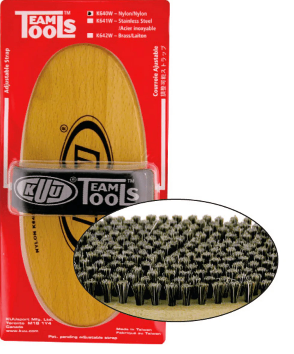 KUU Oval Horsehair Brush