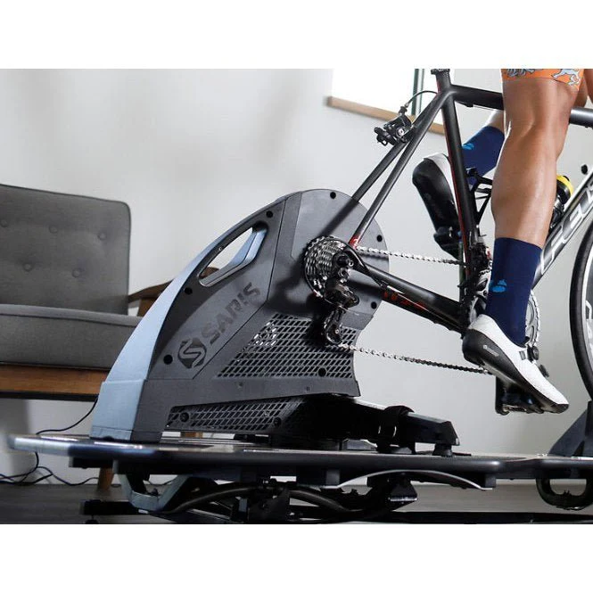 Saris H3 Smart Direct Drive Trainer - Image 5